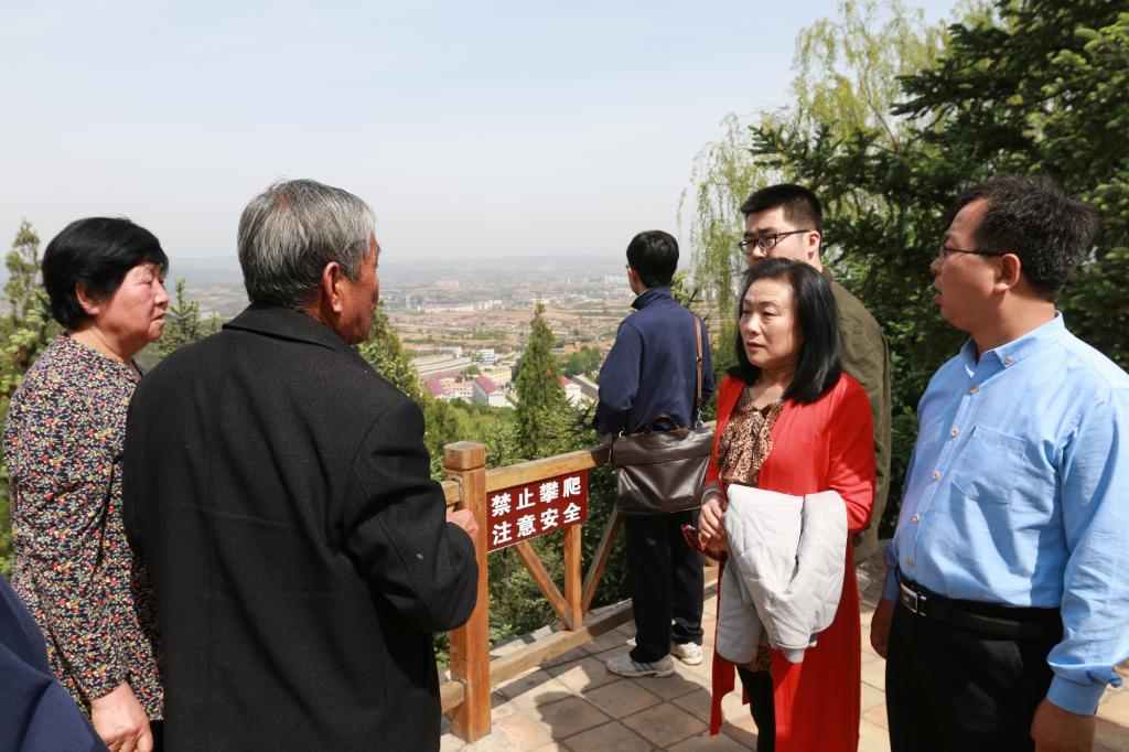 铁姑娘实地讲堂课